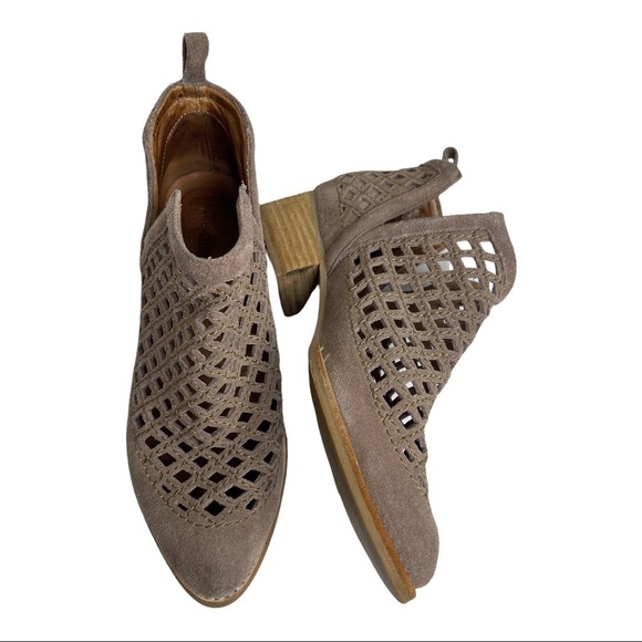 Jeffrey Campbell Taggart Leather Suede Cutout Booties 7 1/2 - Picture 3 of 11